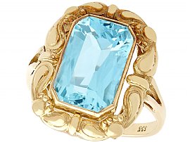 Antique Gold Aquamarine Ring for Sale