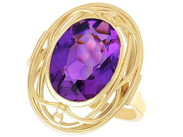 Oval Amethyst Ring in Gold for Sale