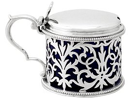Victorian mustard pot in silver and glass