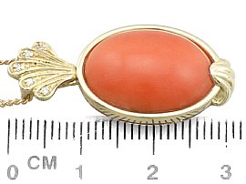 vintage coral pendant size