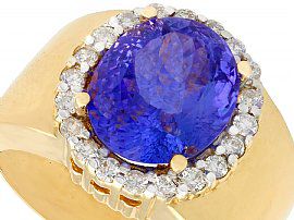 Vintage Tanzanite Ring with Diamonds Close Up