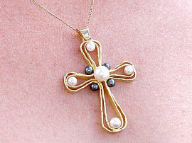 Pearl Cross Pendant Necklace