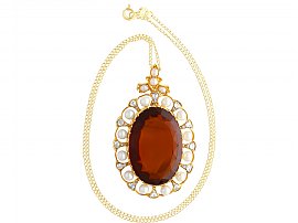 Citrine necklace with pearls