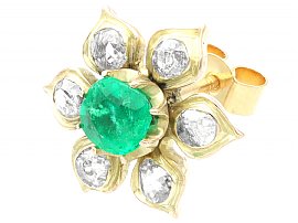 emerald earrings yellow gold