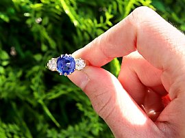 Ceylon Sapphire Trilogy Ring for Sale Outside