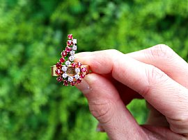 1970s Ruby and Diamond Ring in Yellow Gold 