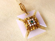 Antique White Agate Pendant in Yellow Gold
