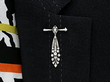 Drop Diamond Brooch Wearing 
