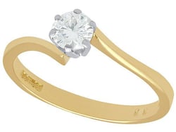 Yellow Gold Twist Solitaire Ring