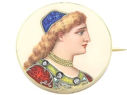 Enamel Brooch in Yellow Gold
