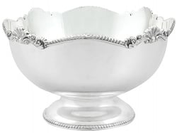 Silver Presentation / Fruit Bowl
