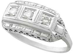 1940s Three Stone Diamond Ring