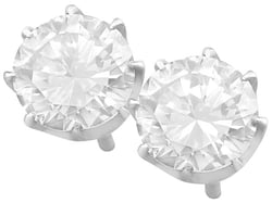 1980s diamond stud earrings