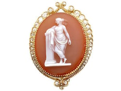 19th Century Cameo Brooch 