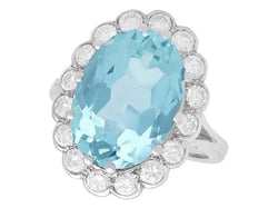 Vintage Aquamarine and Diamond Ring