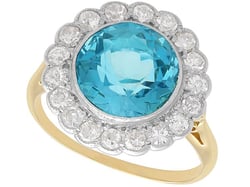 18k Yellow Gold Aquamarine Ring