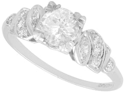 Antique Diamond Set Shoulder Solitaire Ring