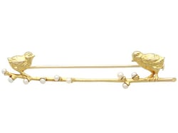Bird Brooch in Yellow Gold