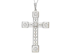 18k Gold Diamond Cross Pendant