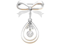 1920s White Gold Diamond Bow Brooch