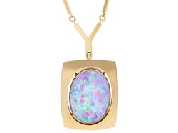 Vintage Opal Pendant Necklace in Yellow Gold