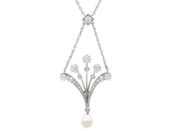 1930s Pearl and Diamond Pendant Necklace