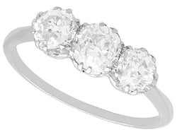 1920s 3 Stone Diamond Ring in Platinum