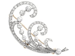 Scrolling Feather Diamond Brooch in Yellow Gold
