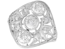 Delicate Art Deco Diamond Ring