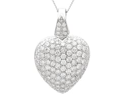 Diamond Heart Pendant Necklace in White Gold