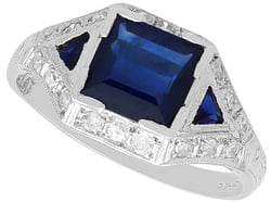 Antique Sapphire and Platinum Ring for Sale