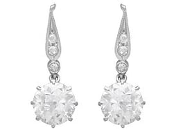 Antique Solitaire Drop Earrings in Gold