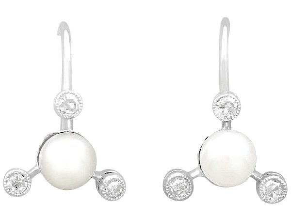 Vintage Pearl Earrings Screw Back