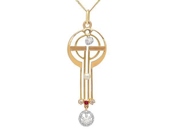 Gold Art Nouveau Pendant with Diamonds