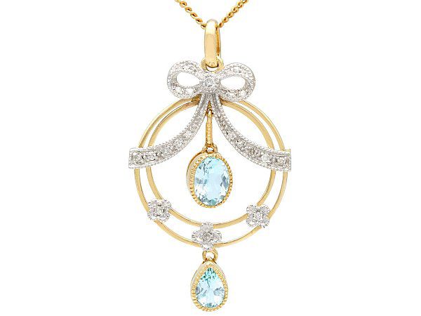 Aquamarine and Diamond Pendant Necklace 