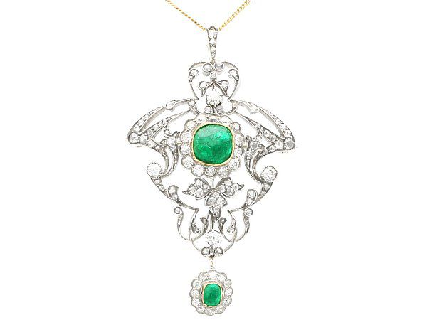 1900s Emerald Pendant Necklace