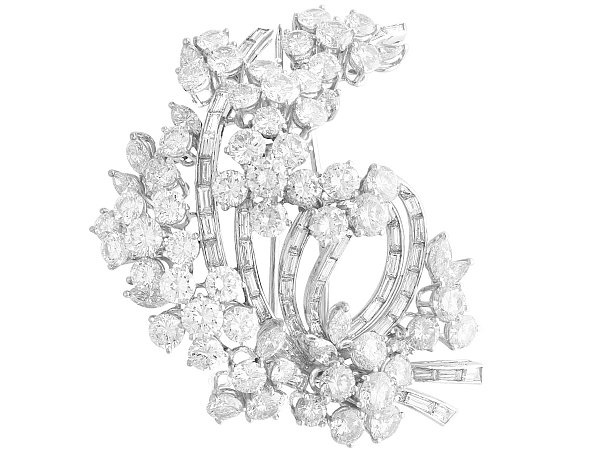 1960s Diamond Brooch in Platinum