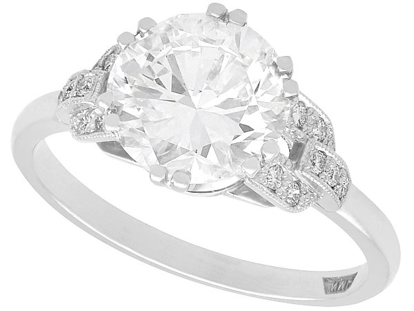 Diamond Solitaire with Diamond Shoulders 