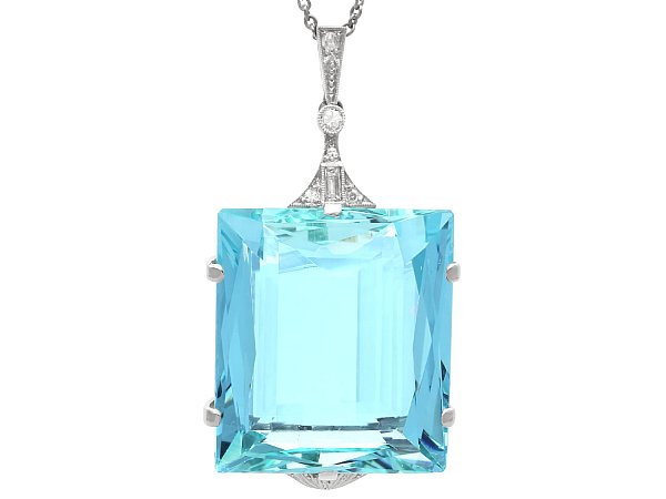 Rectangular Cut Aquamarine Pendant 