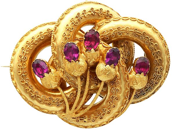 Antique Garnet Brooch in Gold for Sale