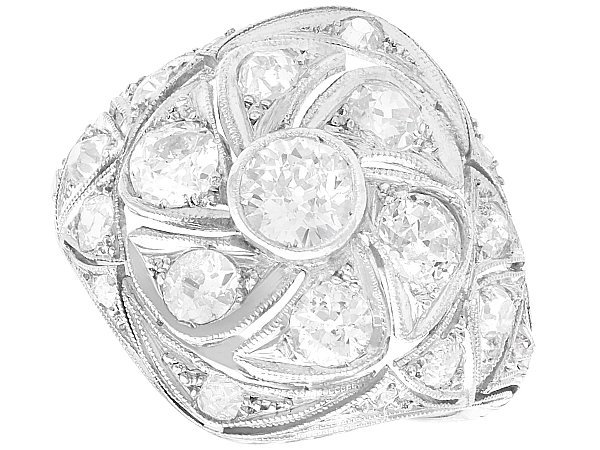 1920's Art Deco Diamond Ring in Platinum for Sale