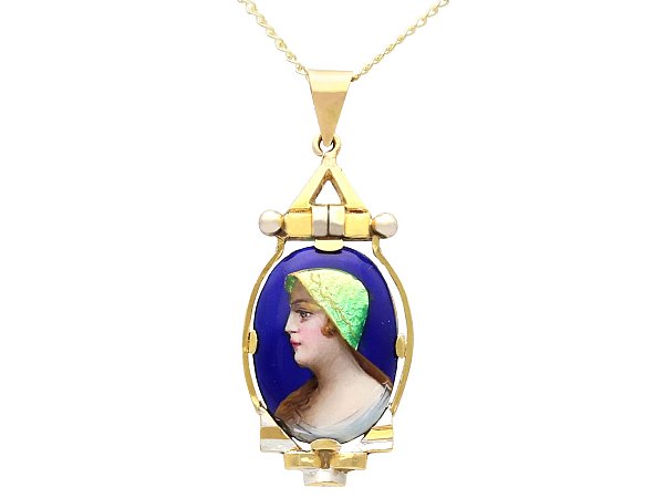 Hot Enamel Pendant in Gold for Sale