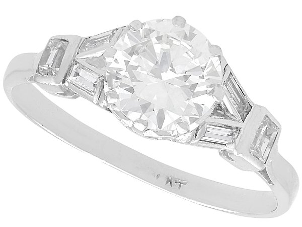 Art Deco Diamond Solitaire Ring in Platinum
