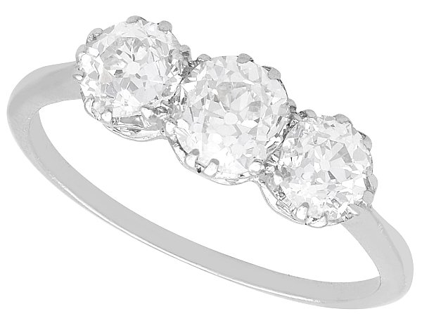 1920s 3 Stone Diamond Ring in Platinum