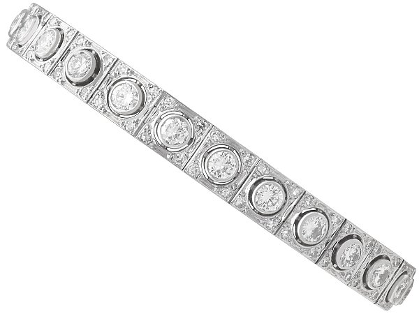 Antique Round Cut Diamond Bracelet in White Gold