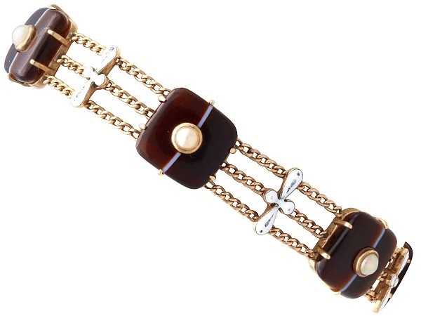 Antique Agate Bracelet in Yellow Gold