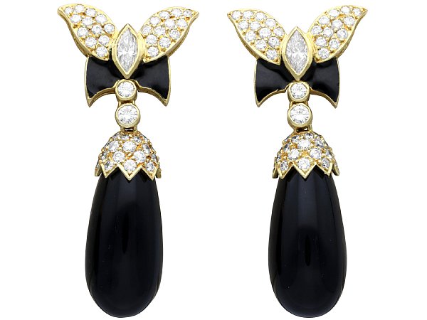 Vintage Black Onyx Earrings in Gold for Sale