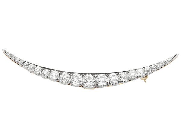 Graduated Diamond Crescent Brooch in Gold