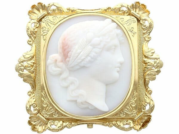 antique carved hardstone 18ct yellow gold cameo brooch