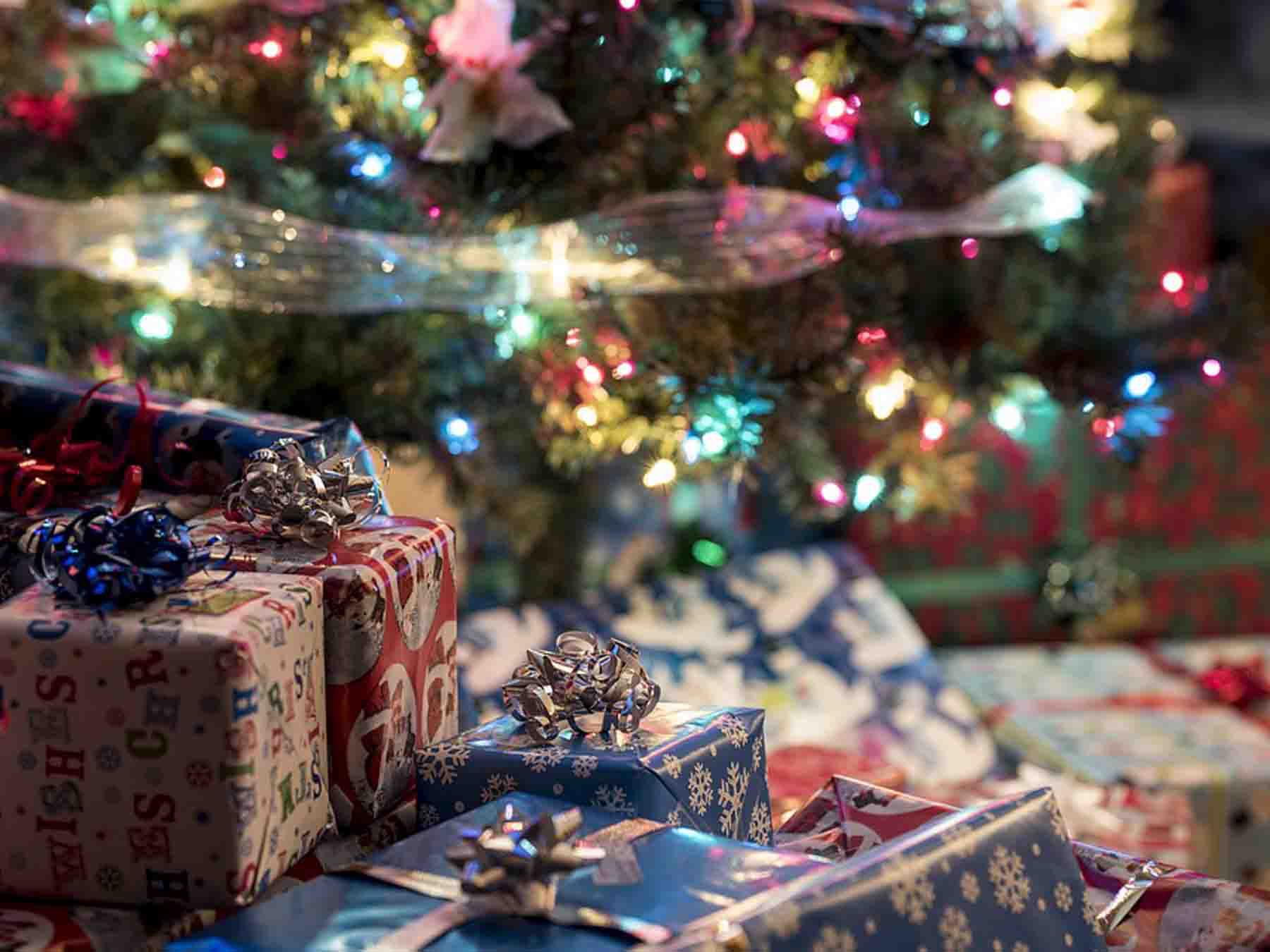 History of Christmas Gifts - AC Silver Blog